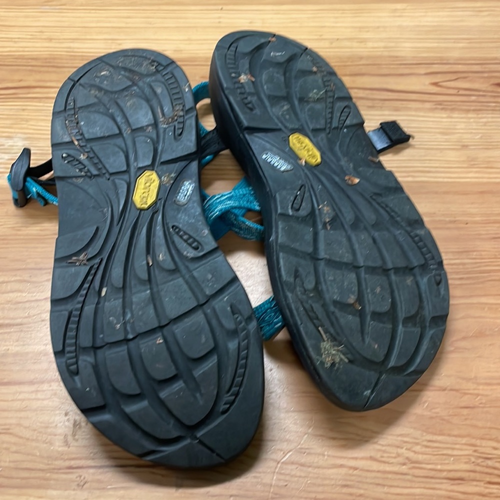 Chaco Sandals Green - Picture 4 of 4